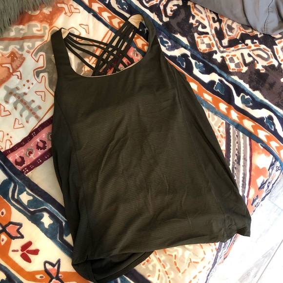 Lululemon Wild Tank - Picture 4 of 6